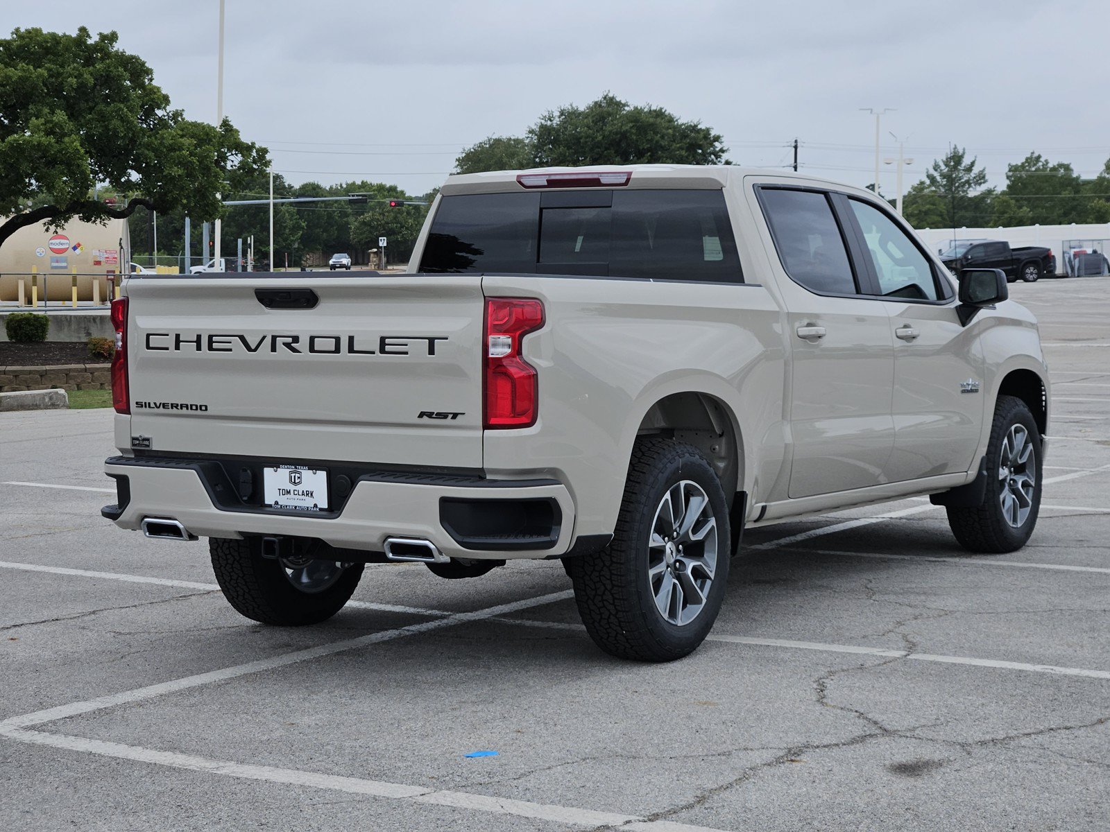 New 2026 Chevrolet Silverado 1500 RST w/ Texas Edition Plus AWD/4WD image 3