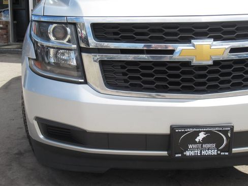 Used 2019 Chevrolet Tahoe LT image 3