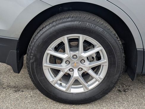 Used 2024 Chevrolet Equinox LS w/ LS Convenience Package AWD/4WD image 30