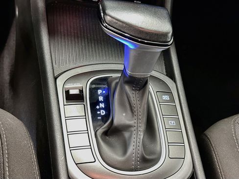 Used 2025 Hyundai Kona SEL AWD/4WD image 25