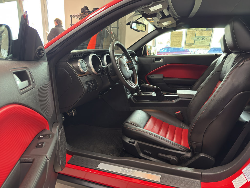 Used 2007 Ford Mustang Shelby GT500 RWD image 10