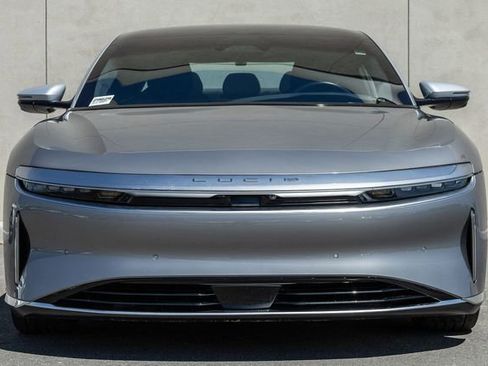Used 2023 Lucid Air Grand Touring image 2