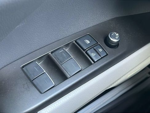 Certified 2021 Toyota Camry XLE w/ Navigation Package FWD image 18