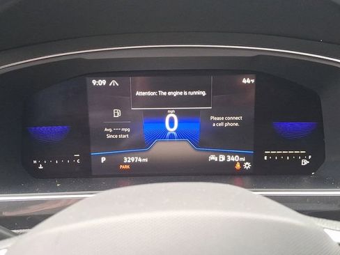 Certified 2022 Volkswagen Tiguan SE image 24