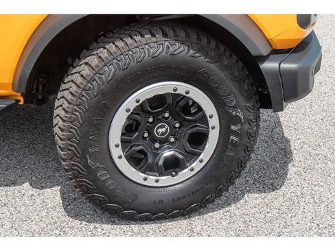 Used 2022 Ford Bronco Badlands w/ Sasquatch Package AWD/4WD image 29