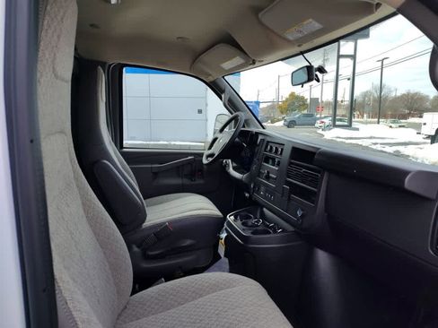 New 2025 Chevrolet Express 2500 w/ Driver Convenience Package image 16