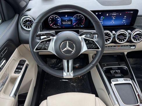 Certified 2025 Mercedes-Benz GLB 250 GLB 250 image 16