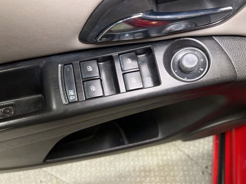 Used 2014 Chevrolet Cruze LS image 36
