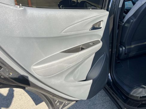 Used 2019 Chevrolet Bolt LT image 19