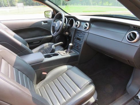 Used 2007 Ford Mustang Shelby GT500 image 19