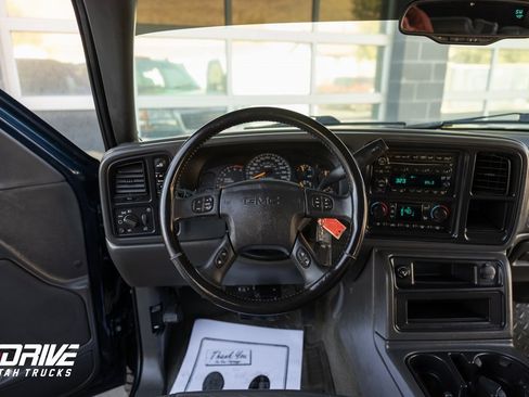 Used 2007 GMC Sierra 3500 SLT w/ Skid Plate Package image 22