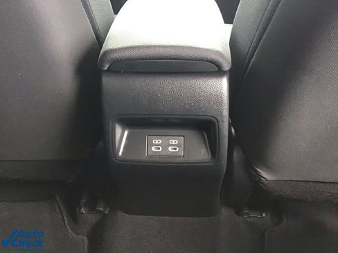 Used 2024 Toyota Corolla LE image 14