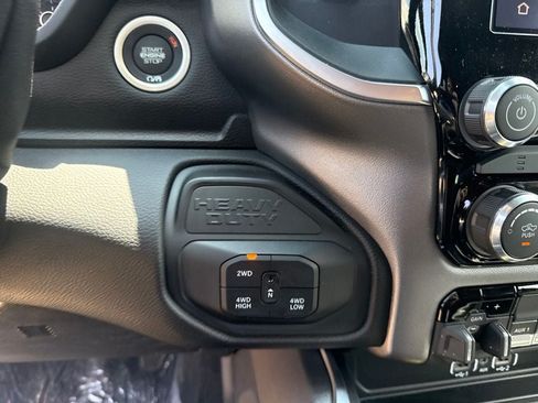 New 2026 RAM 2500 Big Horn AWD/4WD image 15