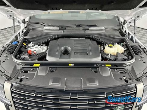 Used 2025 Land Rover Range Rover SE AWD/4WD image 44