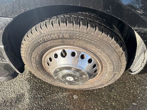 Used 2023 Mercedes-Benz Sprinter 3500 image 29