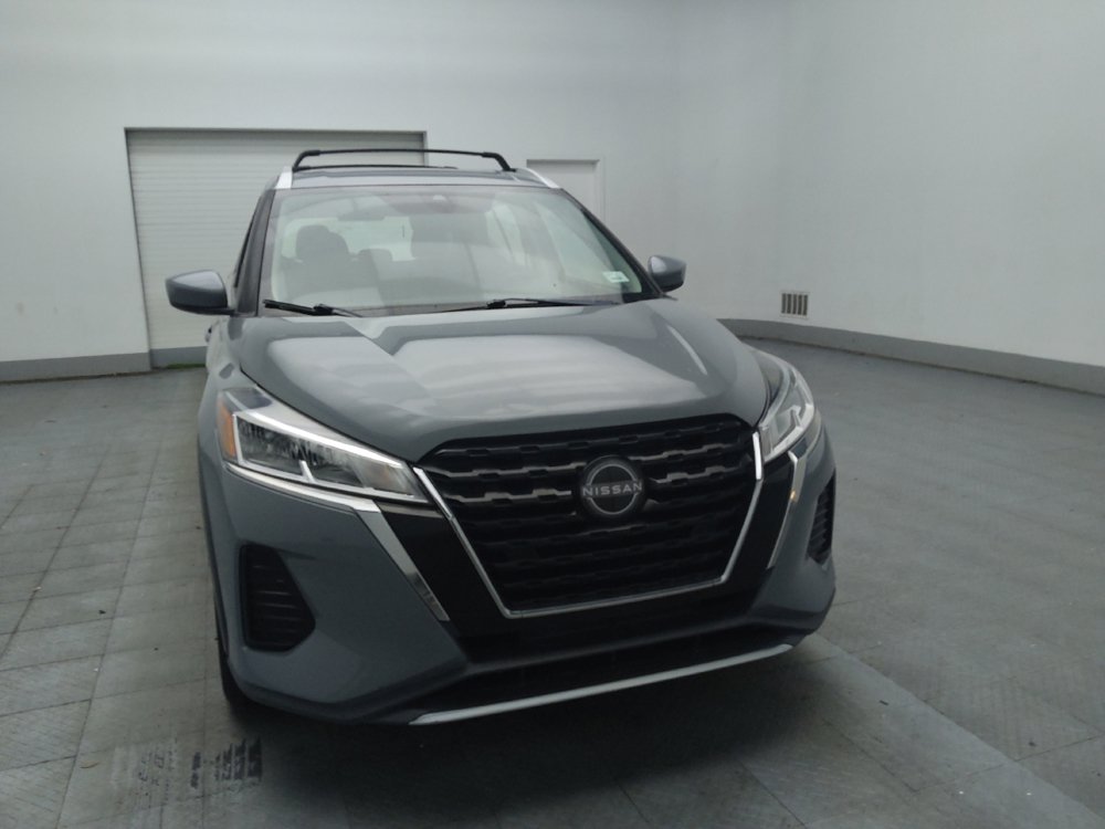 Used 2022 Nissan Kicks SV w/ Interior Electronics Package FWD image 14