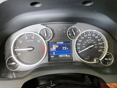 Used 2014 Toyota Tundra 1794 Edition image 18