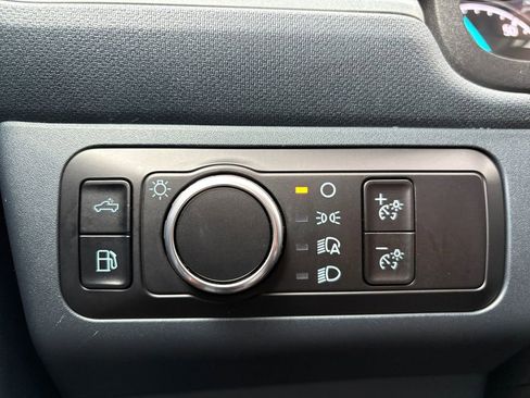 Used 2023 Ford Maverick Lariat w/ Lariat Luxury Package image 27