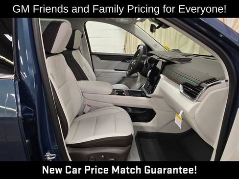New 2026 GMC Acadia Denali w/ Super Cruise Package AWD/4WD image 34