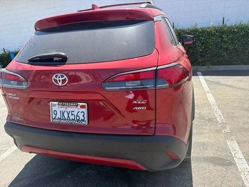 Used 2023 Toyota Corolla Cross XLE w/ Convenience Package AWD/4WD image 10