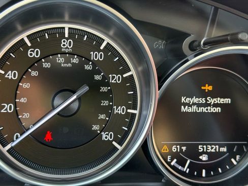 Used 2024 MAZDA CX-5 Carbon Edition image 16