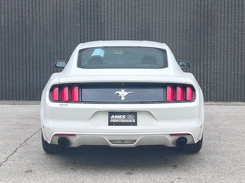 Used 2016 Ford Mustang Coupe RWD image 6