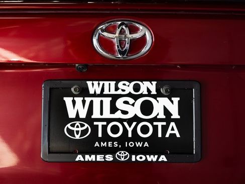 Used 2021 Toyota RAV4 XLE image 7