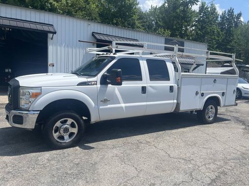 Used 2012 Ford F350 XL w/ PWR Equipment Group AWD/4WD image 3