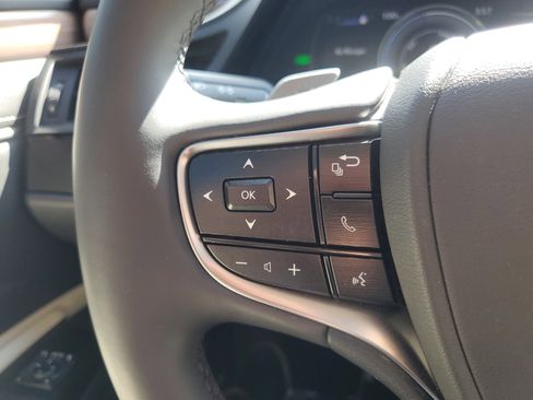 Used 2023 Lexus ES 300h w/ Premium Package image 24