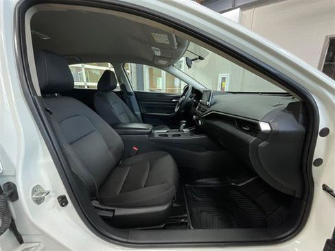 Used 2019 Nissan Altima 2.5 S FWD image 26