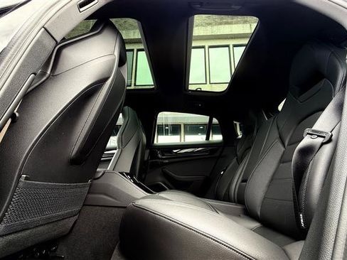 Used 2025 Porsche Panamera 4 w/ Premium Package image 19