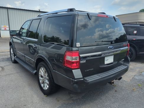 Used 2017 Ford Expedition Limited AWD/4WD image 2