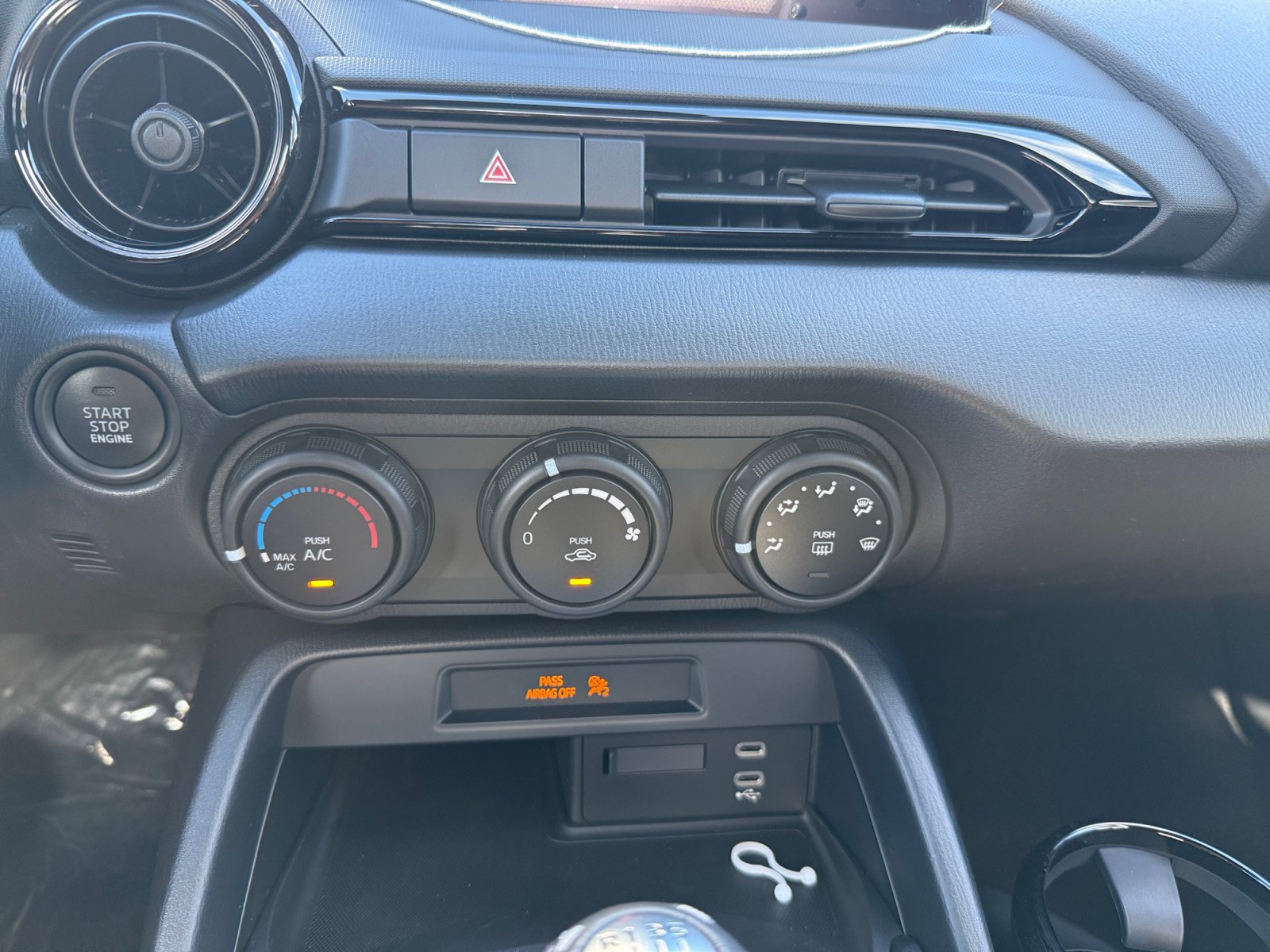 New 2026 MAZDA MX-5 Miata Sport w/ Weather Package RWD image 13