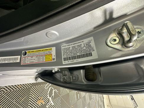 Used 2018 Honda Accord Sport image 12