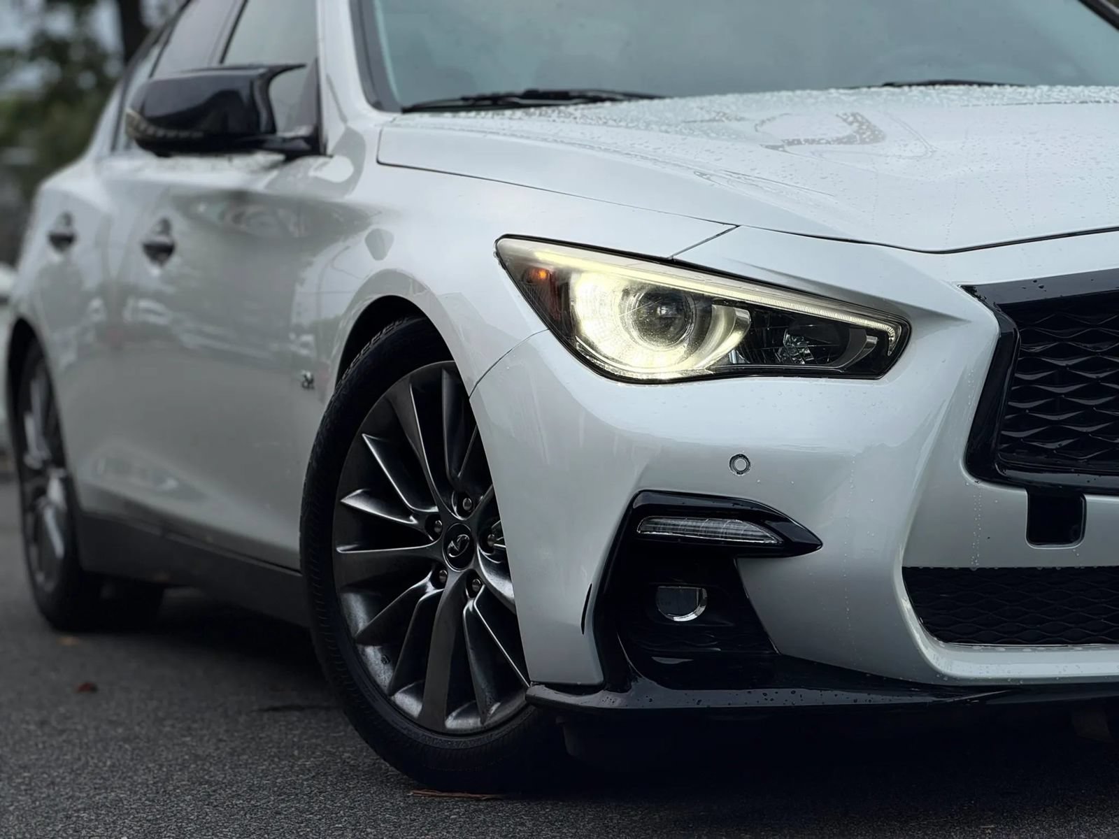 Used 2018 INFINITI Q50 Luxe w/ Sensory Package (Luxe) AWD/4WD image 6