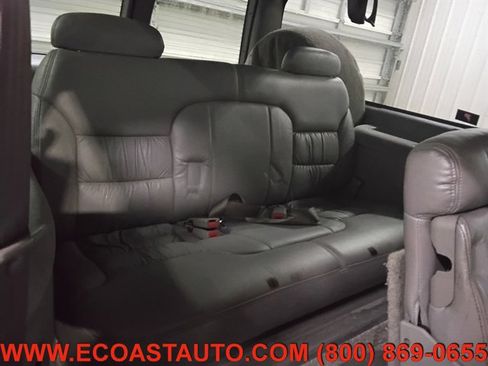 Used 1999 Chevrolet Suburban 4WD w/ Comfort & Security Pkg image 17