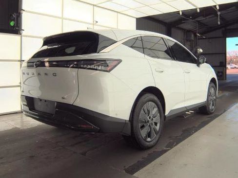 Certified 2025 Nissan Murano SL image 2