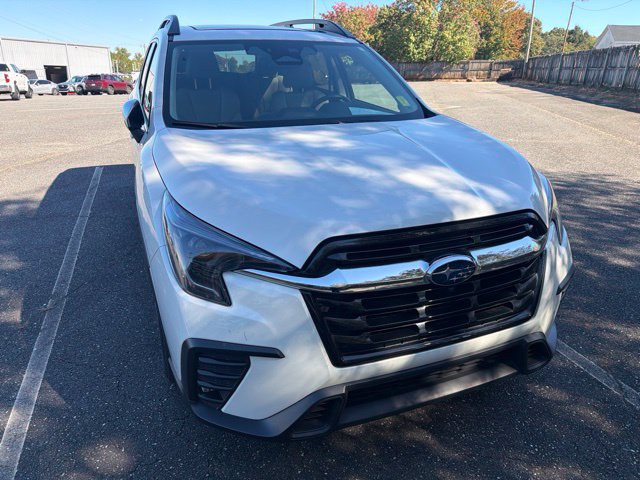 Used 2023 Subaru Ascent Limited AWD/4WD image 3