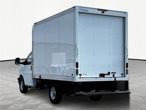 New 2025 Chevrolet Express 3500 w/ Power Convenience Package image 4