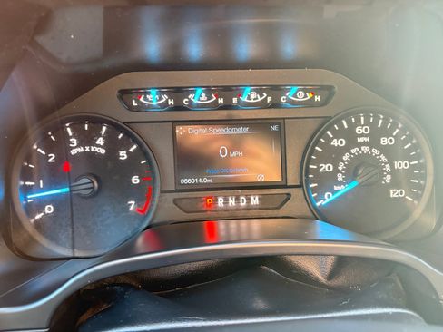 Used 2019 Ford F150 XL w/ Equipment Group 101A Mid AWD/4WD image 14