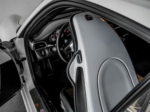 Used 2011 Porsche 911 Turbo image 5