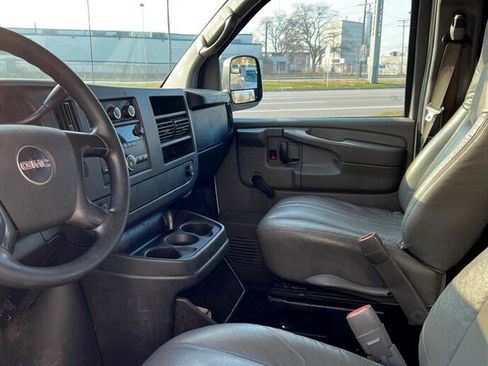 Used 2008 GMC Savana 2500 image 10