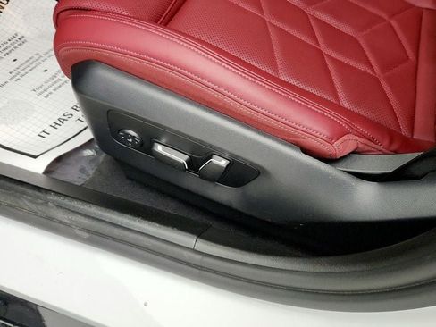 Used 2025 BMW i5 xDrive40 w/ M Sport Package image 12