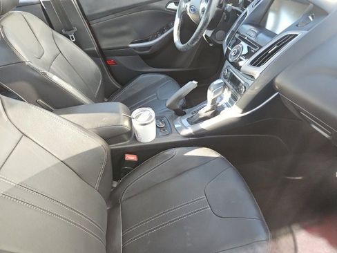 Used 2014 Ford Focus Titanium image 6