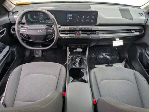 Used 2025 Kia K4 FWD image 25