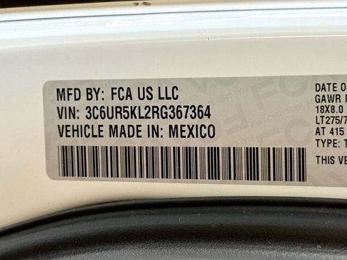 Used 2024 RAM 2500 Laramie AWD/4WD image 36