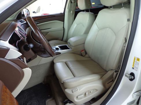 Used 2016 Cadillac SRX Performance w/ Driver Awareness Package AWD/4WD image 10