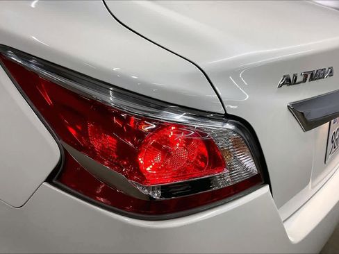 Used 2015 Nissan Altima 2.5 S w/ Power Driver Seat Package image 29