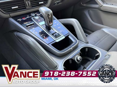 Used 2019 Porsche Cayenne S image 20