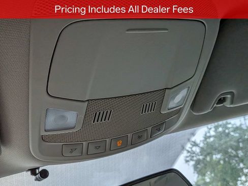 Used 2018 Ford Fusion SE w/ Equipment Group 201A FWD image 20